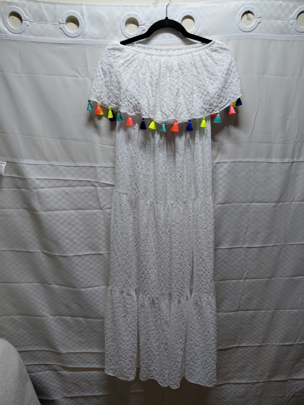 Lilly Pulitzer White Top with Black Band and Pink Label#(C18)